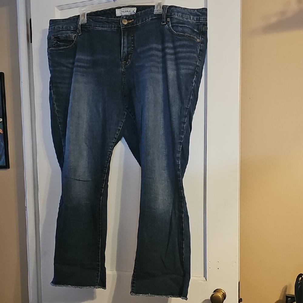 Torrid Cropped Blue Jeans